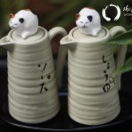Cặp bình rót bằng gốm Nhật (Hết hàng)